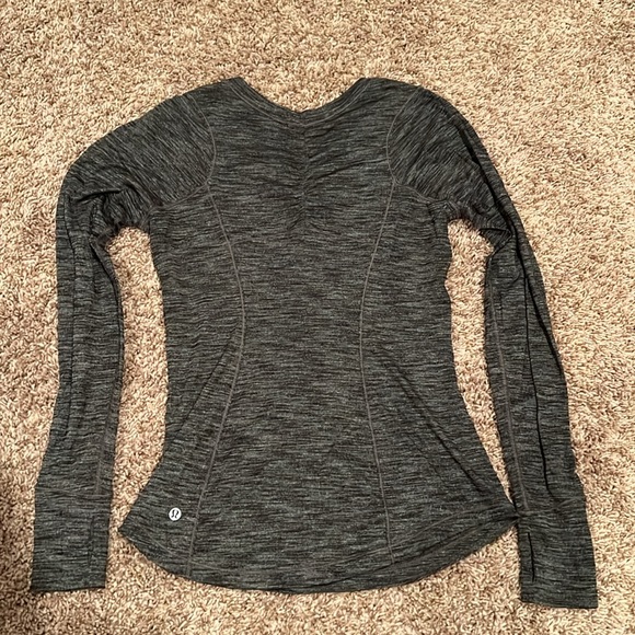 Lululemon long sleeve running top - Picture 4 of 4